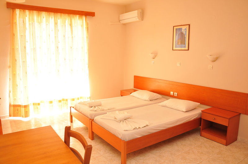 Aparthotel Evita
